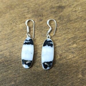 Elegant Black and White Oval Earrings